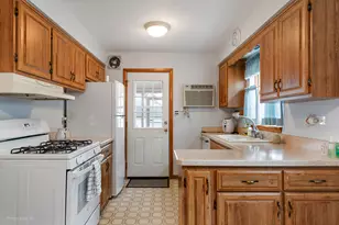 5141 N New England Ave, Chicago, IL 60656 - Photo 5