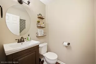 2997 Coastal Dr, Aurora, IL 60503 - Photo 13