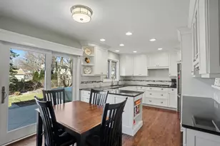 1007 River Oak Dr, Naperville, IL 60565 - Photo 5