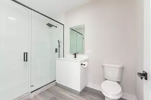 2000 W 22nd Pl, Chicago, IL 60608 - Photo 11