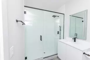 2000 W 22nd Pl, Chicago, IL 60608 - Photo 7