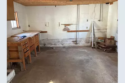 804 Monroe Avenue, Dixon, IL 61021 - Photo 17