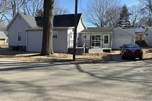 804 Monroe Ave, Dixon, IL 61021 - Photo 1