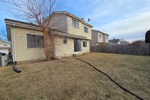 1013 E Meadow Lake Dr, Palatine, IL 60074 - Photo 27