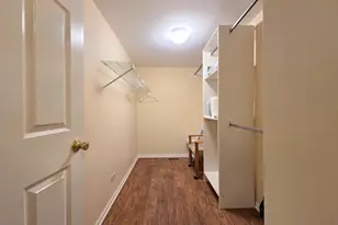 1013 E Meadow Lake Dr, Palatine, IL 60074 - Photo 13