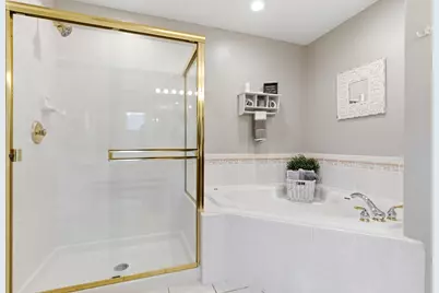 [Address not provided], Downers Grove, IL 60515 - Photo 21