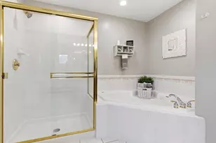 [Address not provided], Downers Grove, IL 60515 - Photo 21