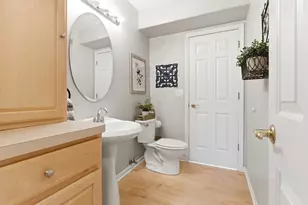 [Address not provided], Downers Grove, IL 60515 - Photo 17