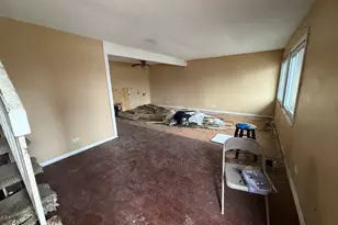 1235 San Simeon Dr, Hanover Park, IL 60133 - Photo 3