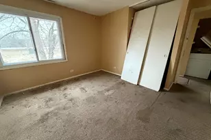 1235 San Simeon Dr, Hanover Park, IL 60133 - Photo 9