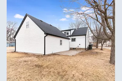 245 N Pine Street, Waterman, IL 60556 - Photo 17