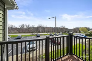 1565 Raymond Dr, Naperville, IL 60563 - Photo 13