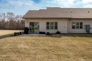 6254 White Berry Ln, Loves Park, IL 61111 - Photo 7