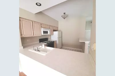 147 Polaris Drive, Lake in the Hills, IL 60156 - Photo 9