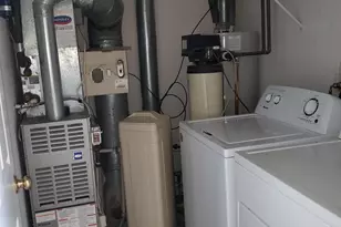 147 Polaris Dr, Lake in the Hills, IL 60156 - Photo 19