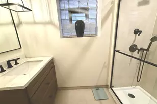 3215 S Lowe Ave, Chicago, IL 60616 - Photo 11