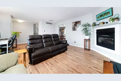 14090 Hanna Way, South Beloit, IL 61080 - Photo 5