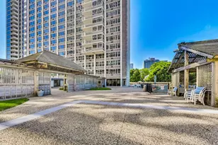 4250 N Marine Dr, Chicago, IL 60613 - Photo 45