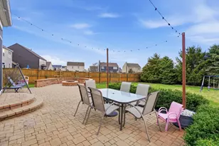 8301 Trumbull Ave, Joliet, IL 60431 - Photo 29