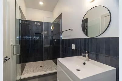 2028 N Oakley Avenue #1F, Chicago, IL 60647 - Photo 13