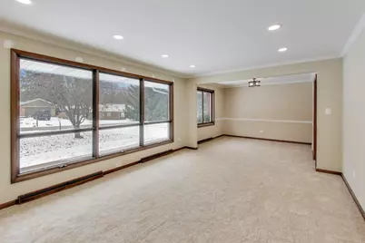 12111 S 68th Court, Palos Heights, IL 60463 - Photo 3