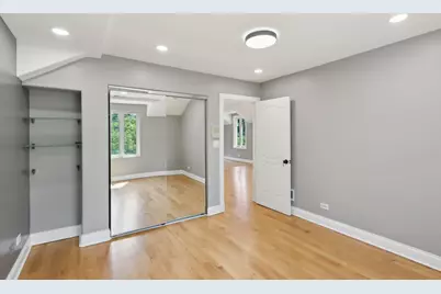 6857 N Knox Avenue, Lincolnwood, IL 60712 - Photo 41