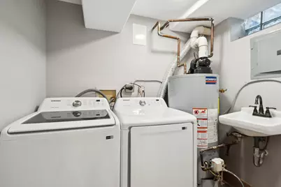 6857 N Knox Avenue, Lincolnwood, IL 60712 - Photo 51