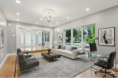 6857 N Knox Avenue, Lincolnwood, IL 60712 - Photo 9