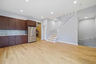 4545 N Lawndale Ave, Chicago, IL 60625 - Photo 9