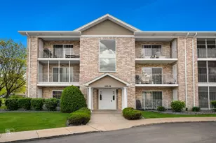 16036 Crystal Creek Dr, Orland Park, IL 60462 - Photo 1