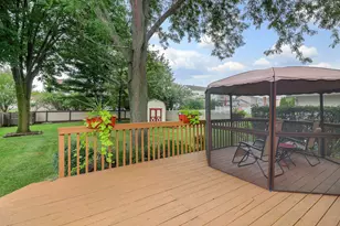 [Address not provided], Carol Stream, IL 60188 - Photo 37