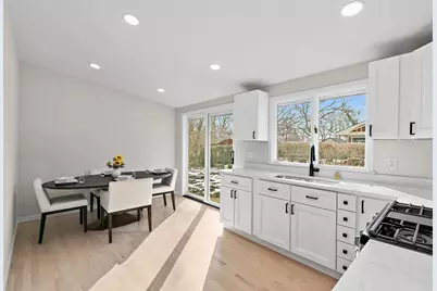 411 S 1st Street, Elburn, IL 60119 - Photo 7