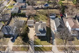 529 E Park Blvd, Villa Park, IL 60181 - Photo 7