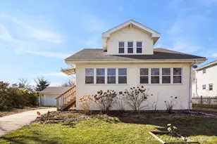 529 E Park Blvd, Villa Park, IL 60181 - Photo 1