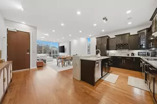 925 N Larrabee St, Chicago, IL 60610 - Photo 3