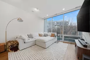 925 N Larrabee St, Chicago, IL 60610 - Photo 11