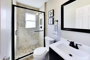 407 S See-Gwun Ave, Mount Prospect, IL 60056 - Photo 13