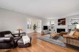 802 Clinton Pl, Evanston, IL 60201 - Photo 3