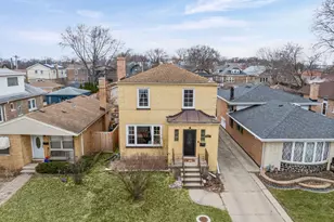 2816 Wenonah Ave, Berwyn, IL 60402 - Photo 1