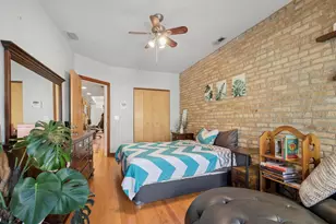 6449 N Seeley Ave, Chicago, IL 60645 - Photo 9