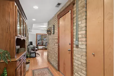 6449 N Seeley Avenue #1, Chicago, IL 60645 - Photo 17