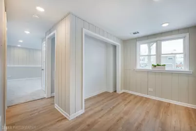 305 E Country Drive, Bartlett, IL 60103 - Photo 23