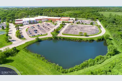 305 E Country Drive, Bartlett, IL 60103 - Photo 29