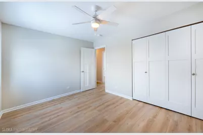 305 E Country Drive, Bartlett, IL 60103 - Photo 13