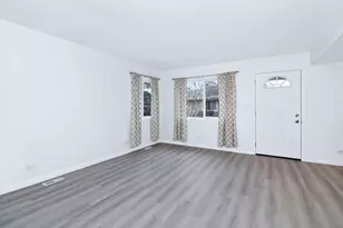 1463 Sutter Dr, Hanover Park, IL 60133 - Photo 3