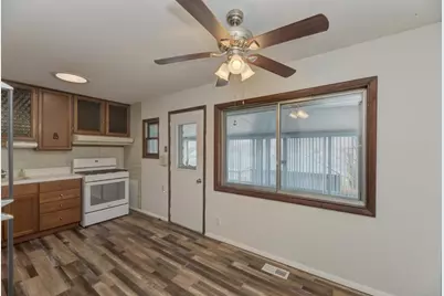 325 Hale Avenue, Romeoville, IL 60446 - Photo 9