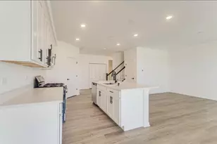 15455 W Amelia Circle, Lockport, IL 60441 - Photo 9