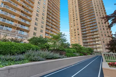 [Address not provided], Chicago, IL 60654 - Photo 31