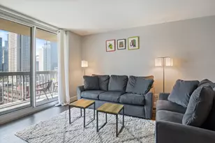 [Address not provided], Chicago, IL 60654 - Photo 5