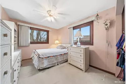 10327 Hilltop Drive, Orland Park, IL 60462 - Photo 11